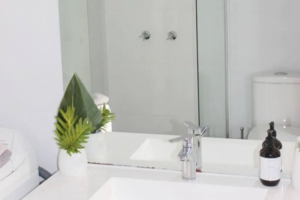 Cc'S @ Byron Self Contained Studio Byron Bay Apartment